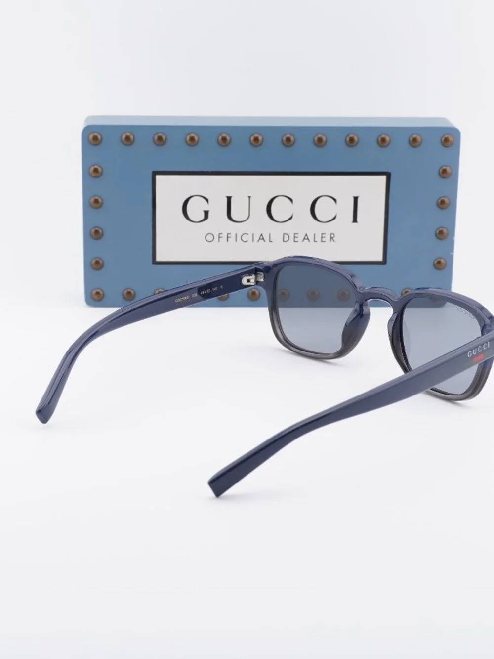 Gucci GG2106S 004 Square Sunglasses - Blue to Grey / Smoke